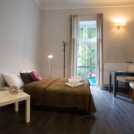 Antique Apartments Old Town كراكوفيا المظهر الخارجي الصورة